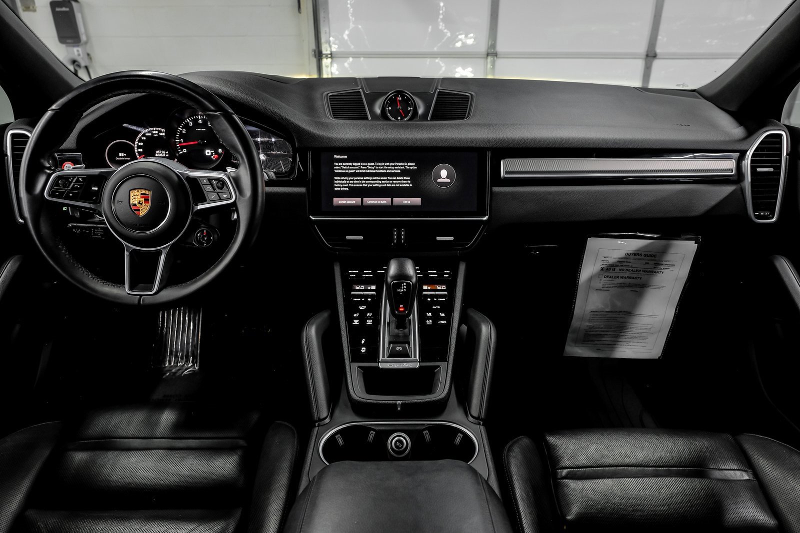 Used 2023 Porsche Cayenne Coupe image 23