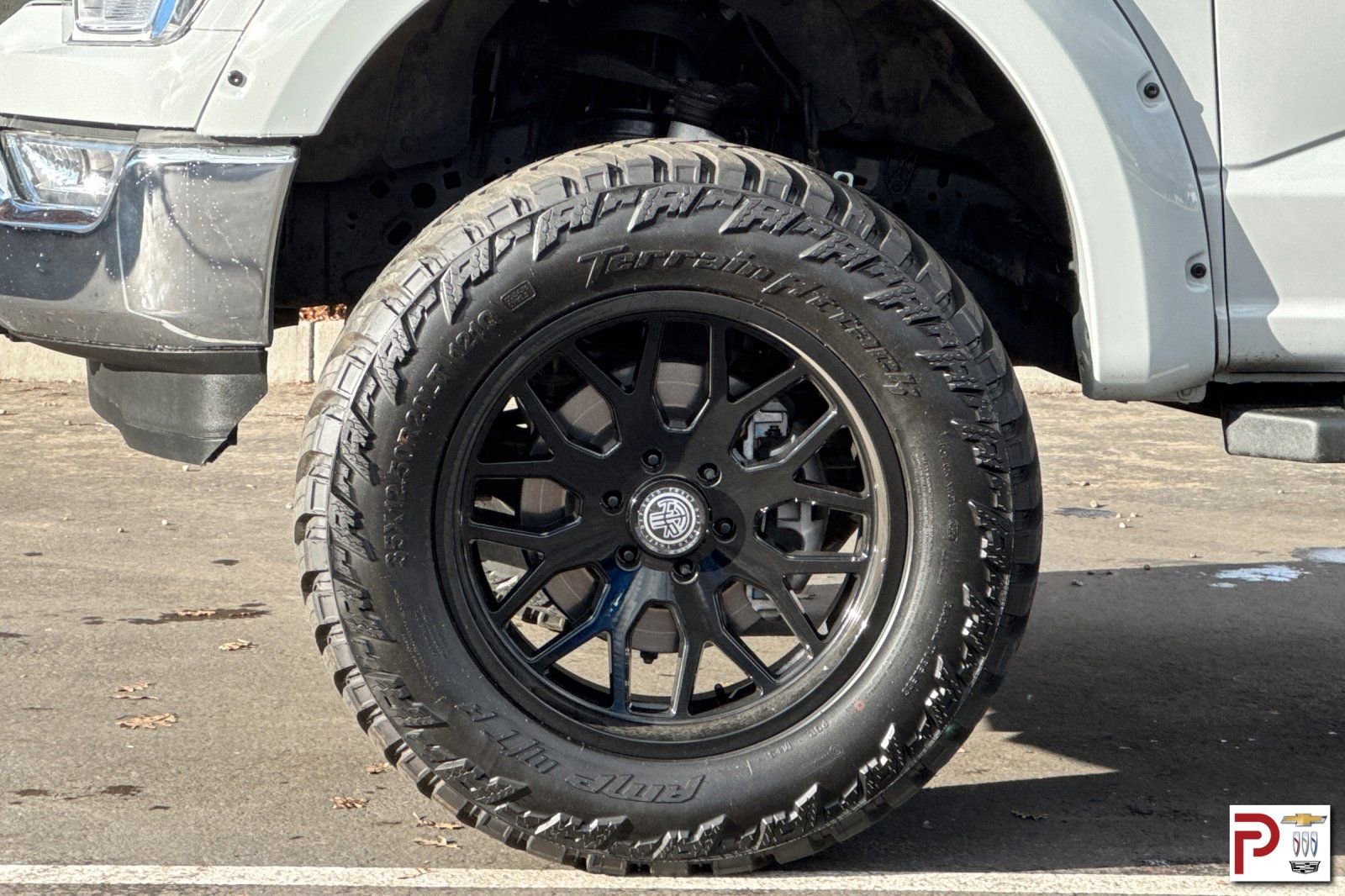 Used 2023 Ford F150 XLT w/ XTR Package image 32