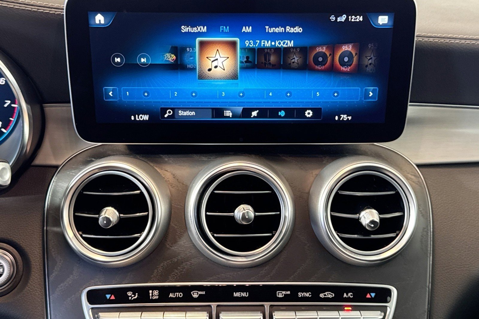 Certified 2023 Mercedes-Benz GLC 300 4MATIC Coupe image 15