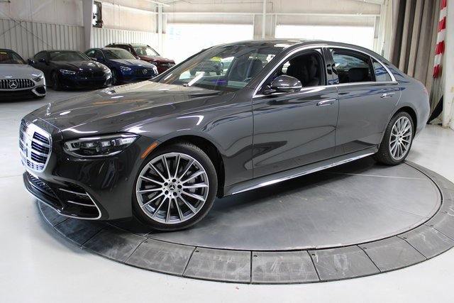 Used 2024 Mercedes-Benz S 580 4MATIC Sedan image 4