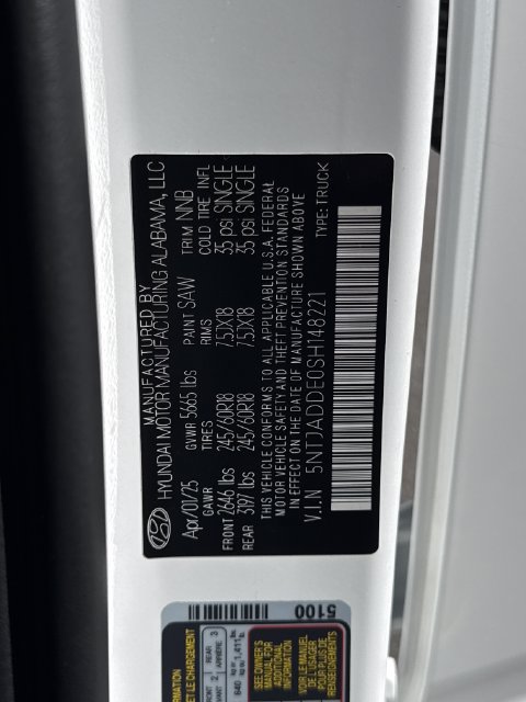 Certified 2025 Hyundai Santa Cruz SE AWD/4WD image 30