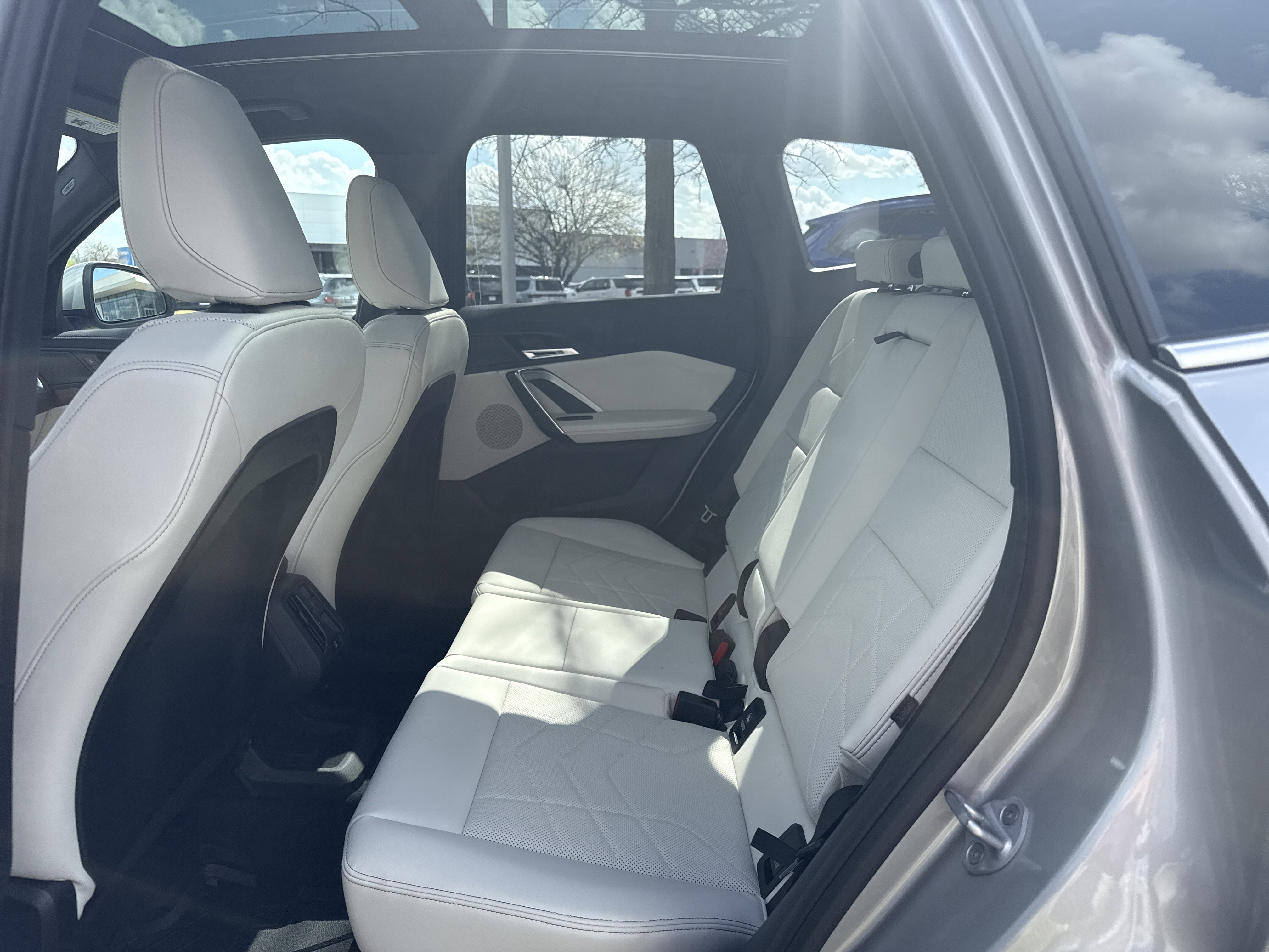 New 2026 BMW X1 xDrive28i w/ Convenience Package AWD/4WD image 11