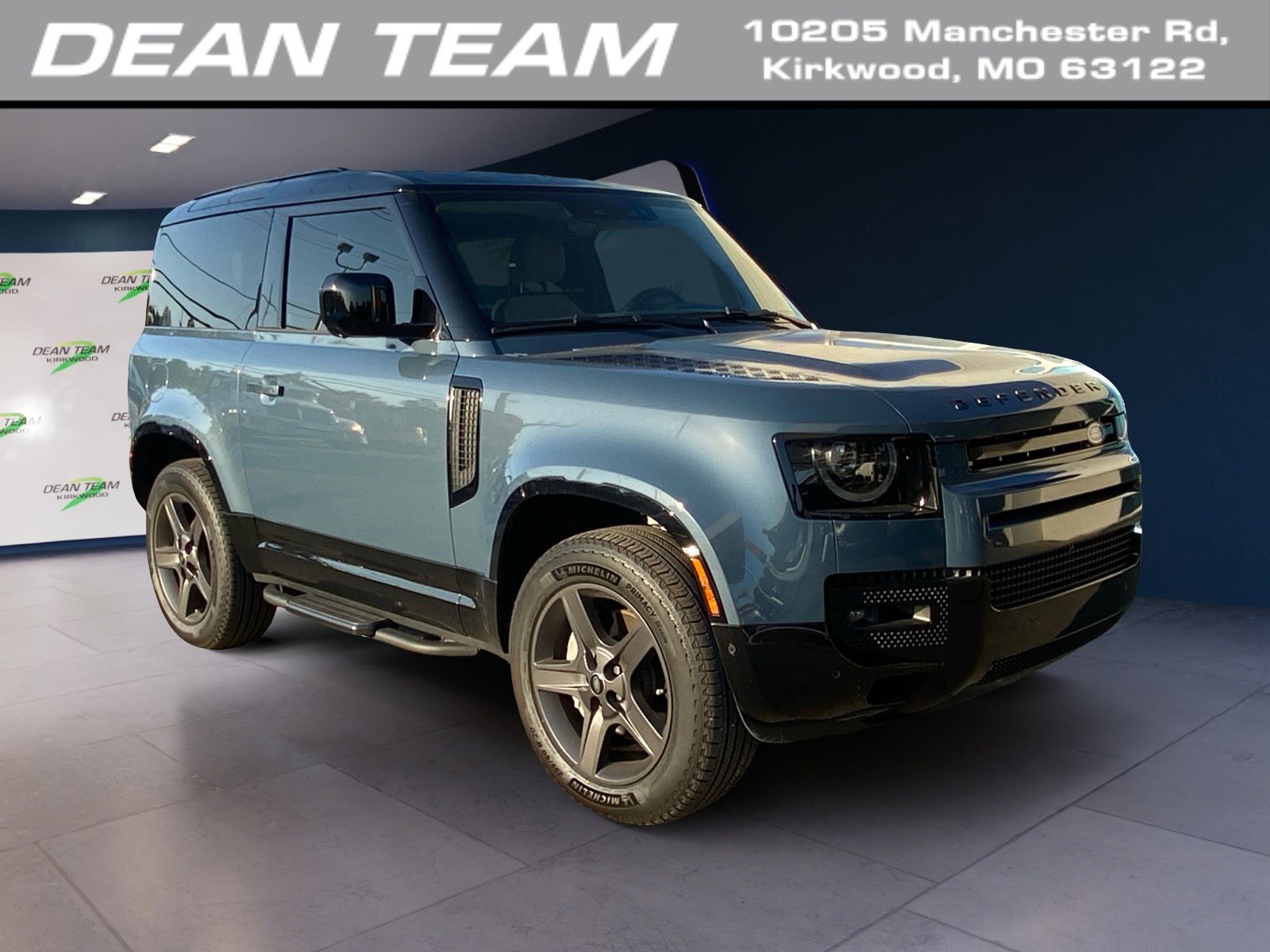 Used 2025 Land Rover Defender 90 X-Dynamic SE