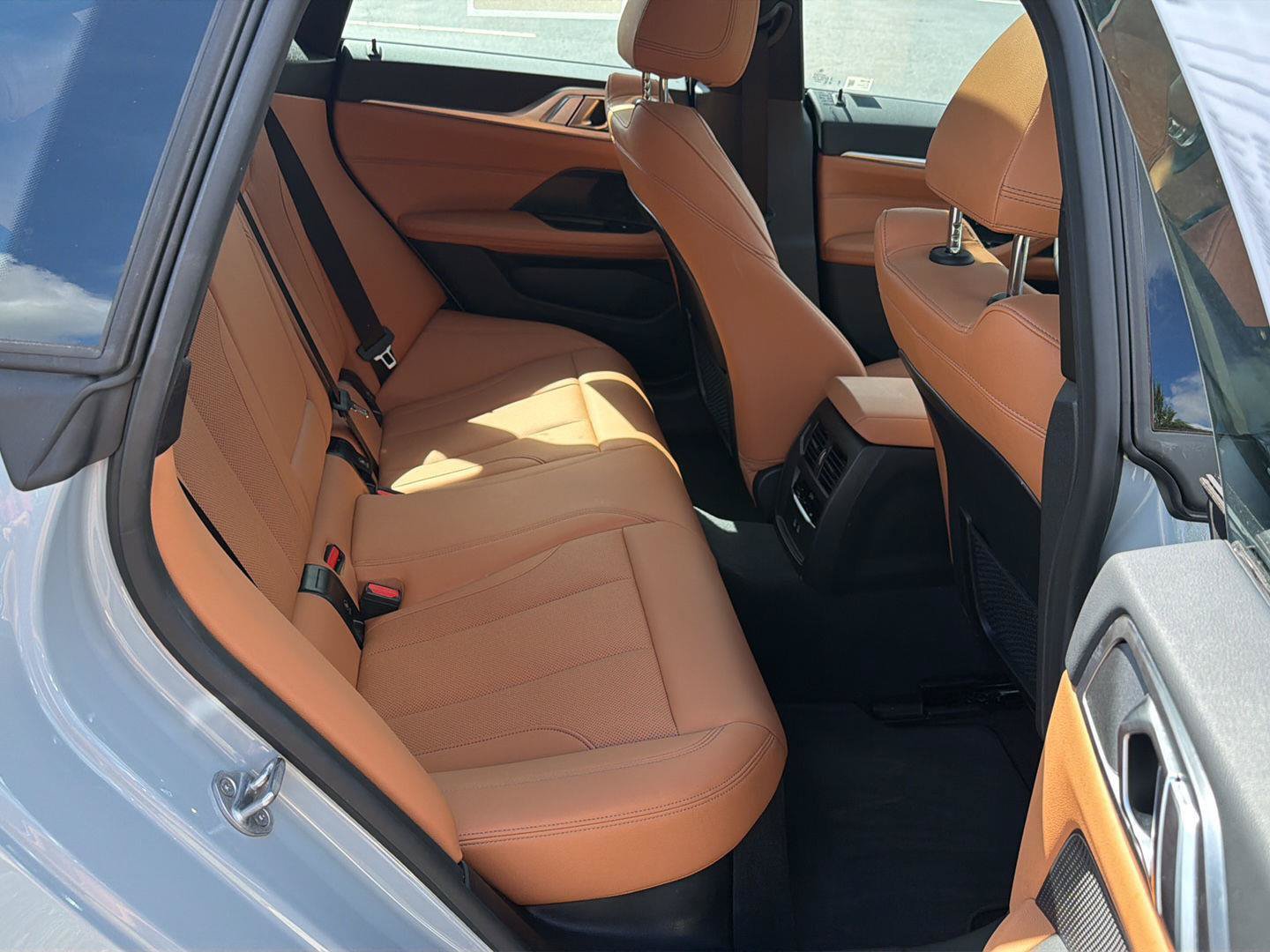 Used 2024 BMW i4 eDrive40 w/ M Sport Package RWD image 12