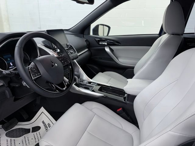 Used 2025 Mitsubishi Eclipse Cross SEL AWD/4WD image 17