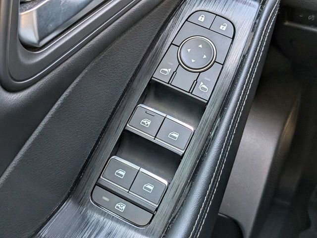 Used 2023 Nissan Rogue SL w/ SL Premium Package image 29