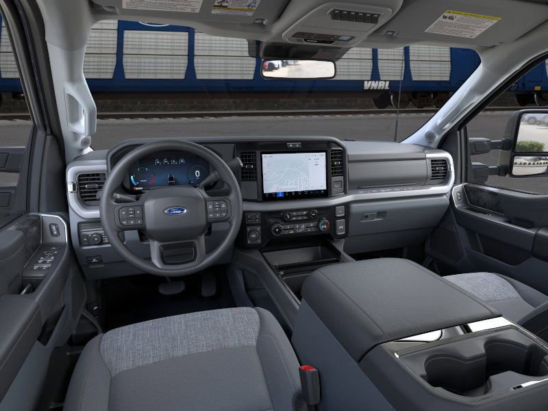 New 2026 Ford F250 XLT w/ XLT Premium Package AWD/4WD image 9