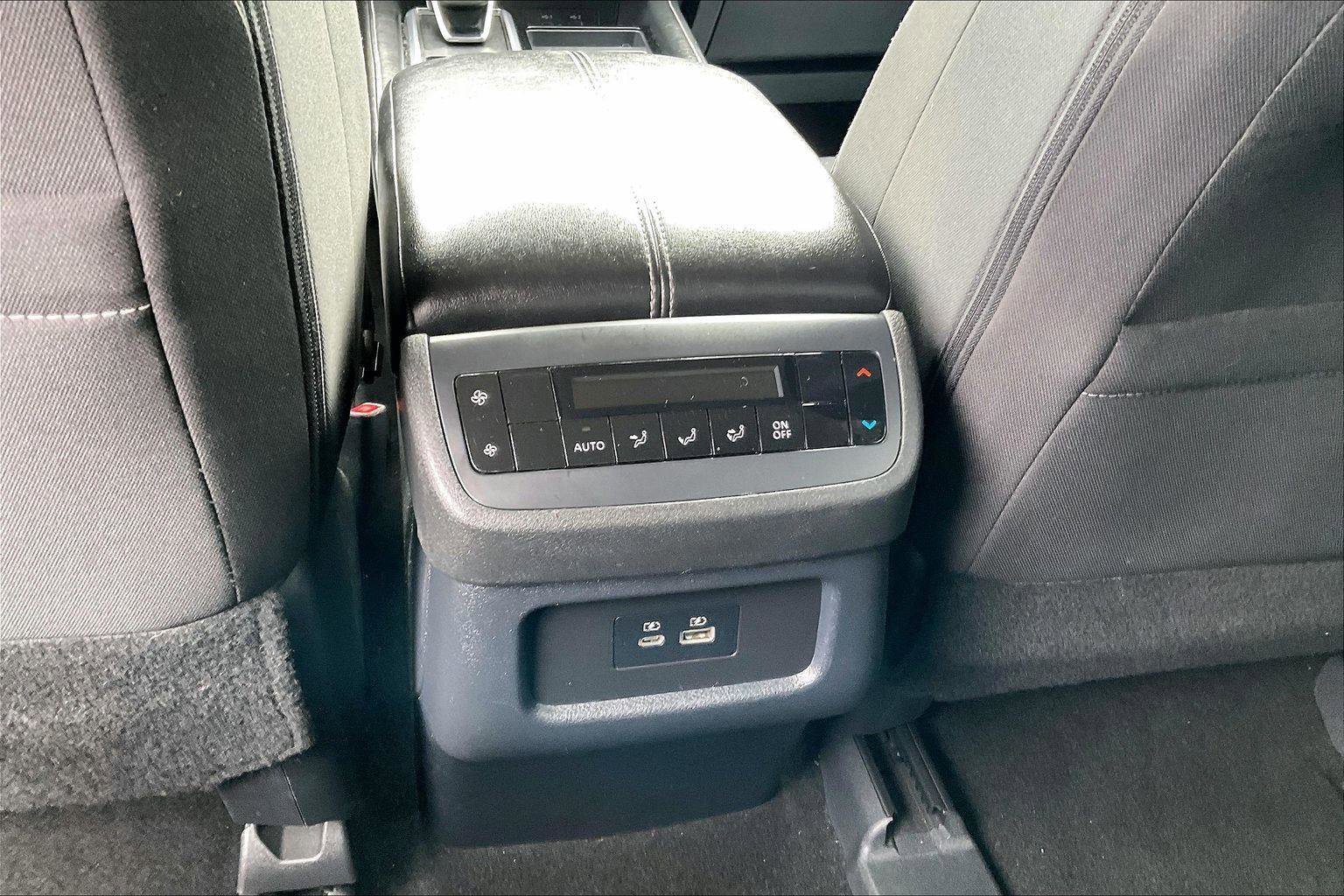 Certified 2024 Nissan Pathfinder SV image 34