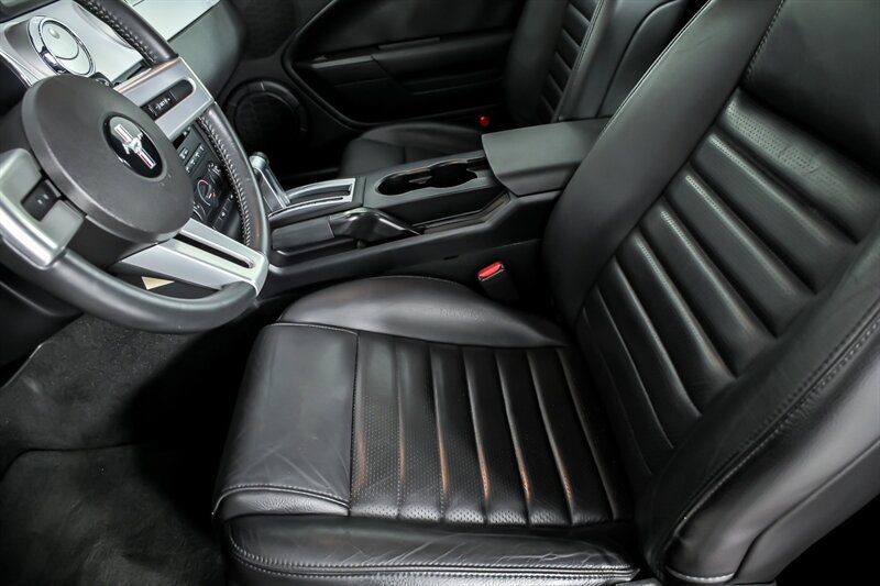 Used 2007 Ford Mustang GT Premium RWD image 14