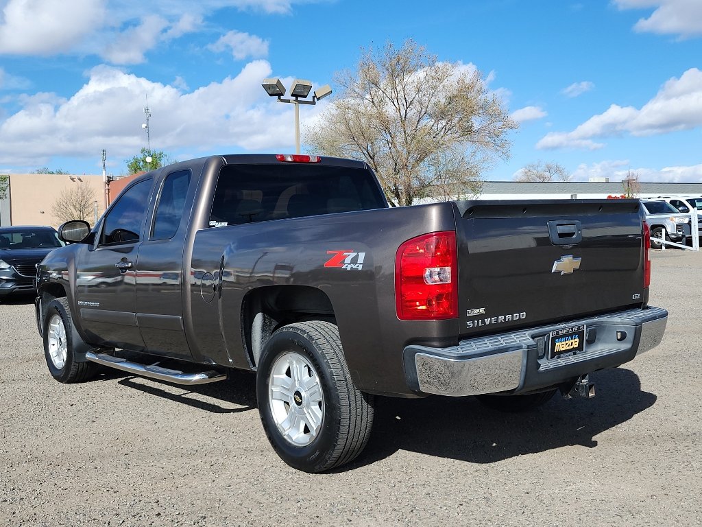 Used 2008 Chevrolet Silverado 1500 LTZ w/ Suspension Package, Off-Road image 8