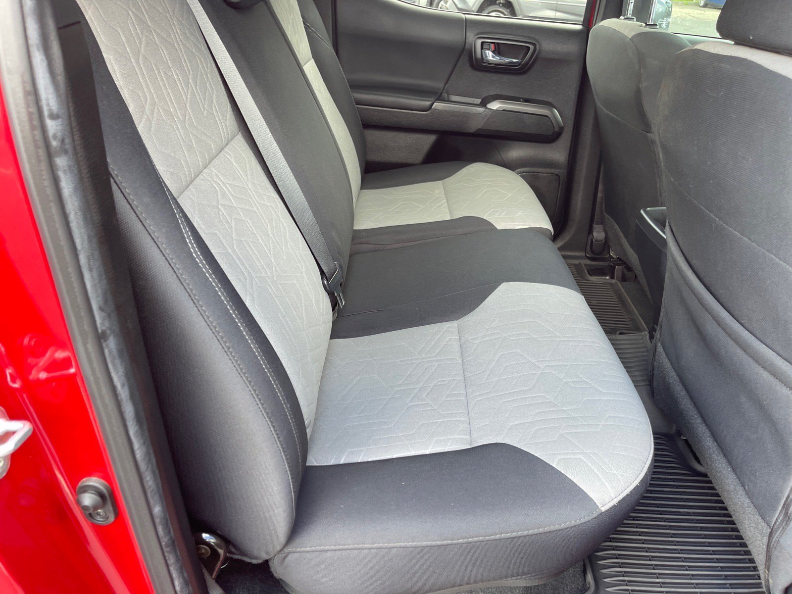 Used 2023 Toyota Tacoma TRD Off-Road AWD/4WD image 18