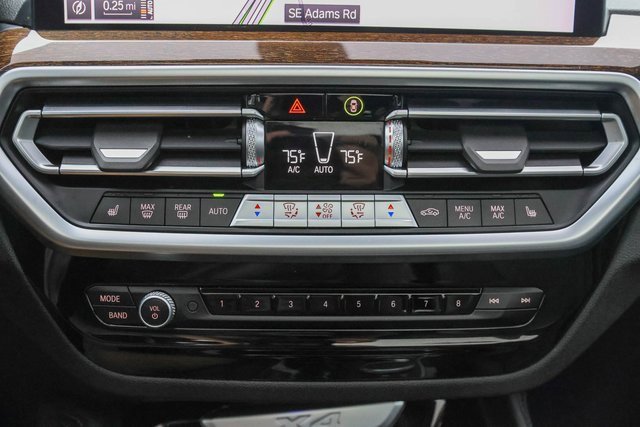 Used 2022 BMW X4 xDrive30i w/ Parking Assistance Package image 23