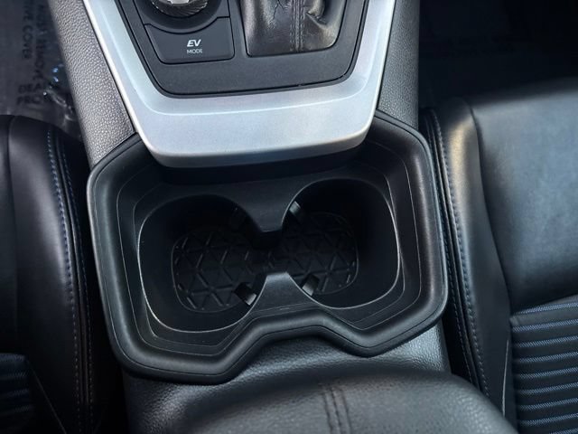 Used 2020 Toyota RAV4 XSE AWD/4WD image 31