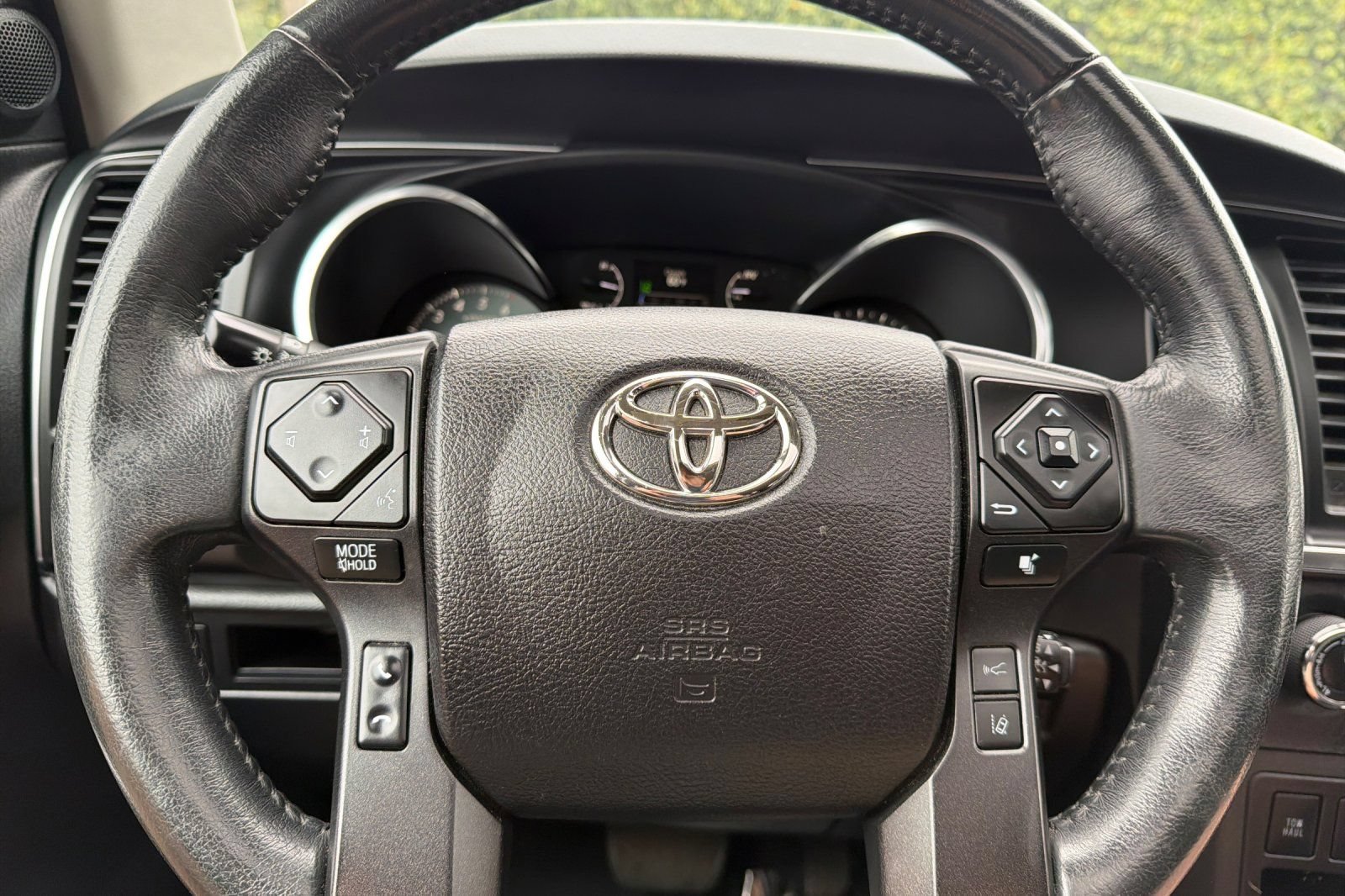Used 2021 Toyota Sequoia Nightshade w/ Safety & Convenience Package AWD/4WD image 22