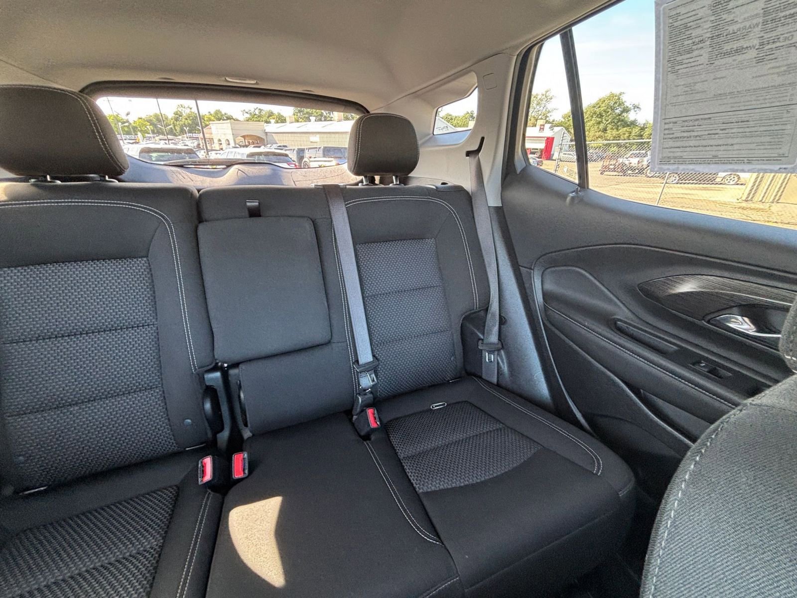 Used 2024 GMC Terrain SLE image 36