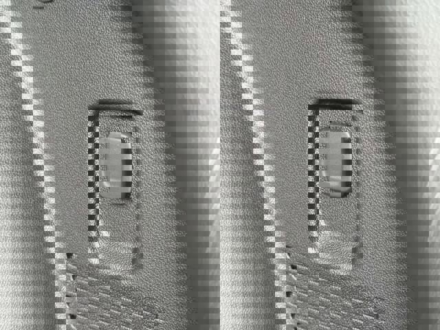 Used 2025 Chevrolet Blazer LT image 9