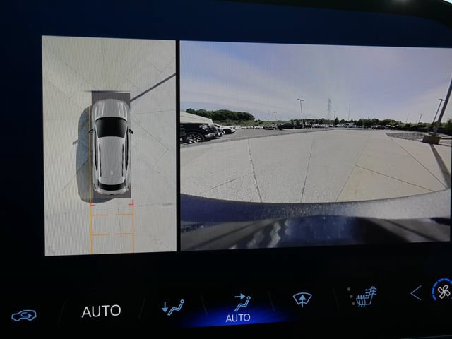 Used 2024 Chevrolet Equinox EV RS AWD/4WD image 27