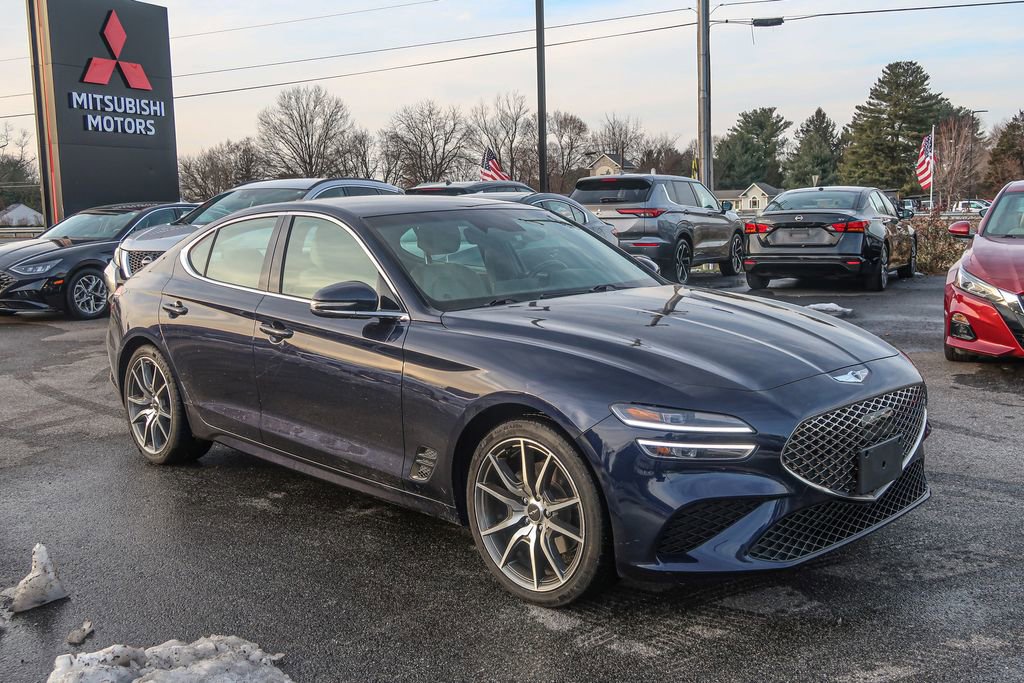 Used 2023 Genesis G70 2.0T image 1