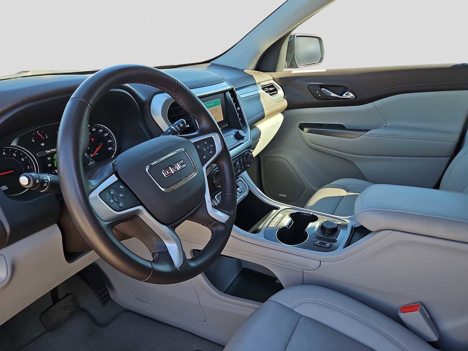 Used 2023 GMC Acadia SLT image 10