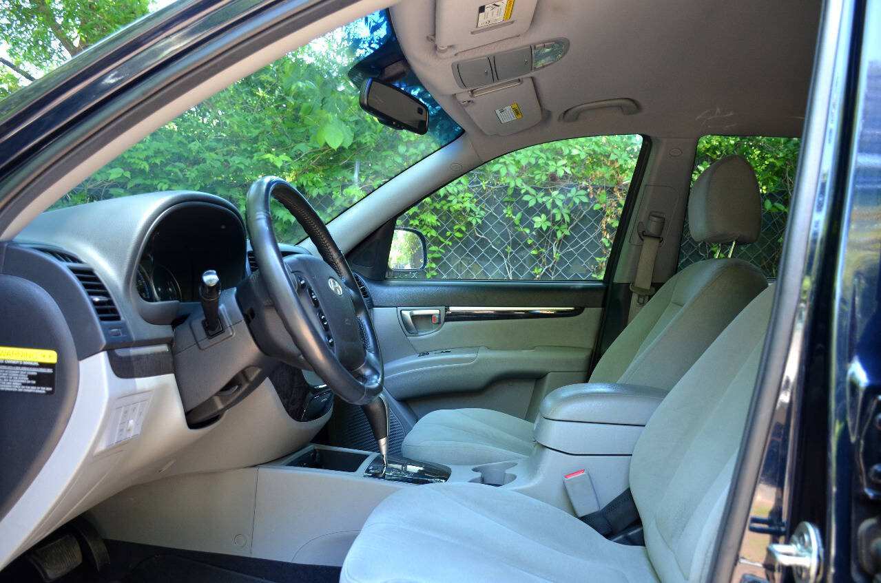Used 2009 Hyundai Santa Fe SE AWD/4WD image 8
