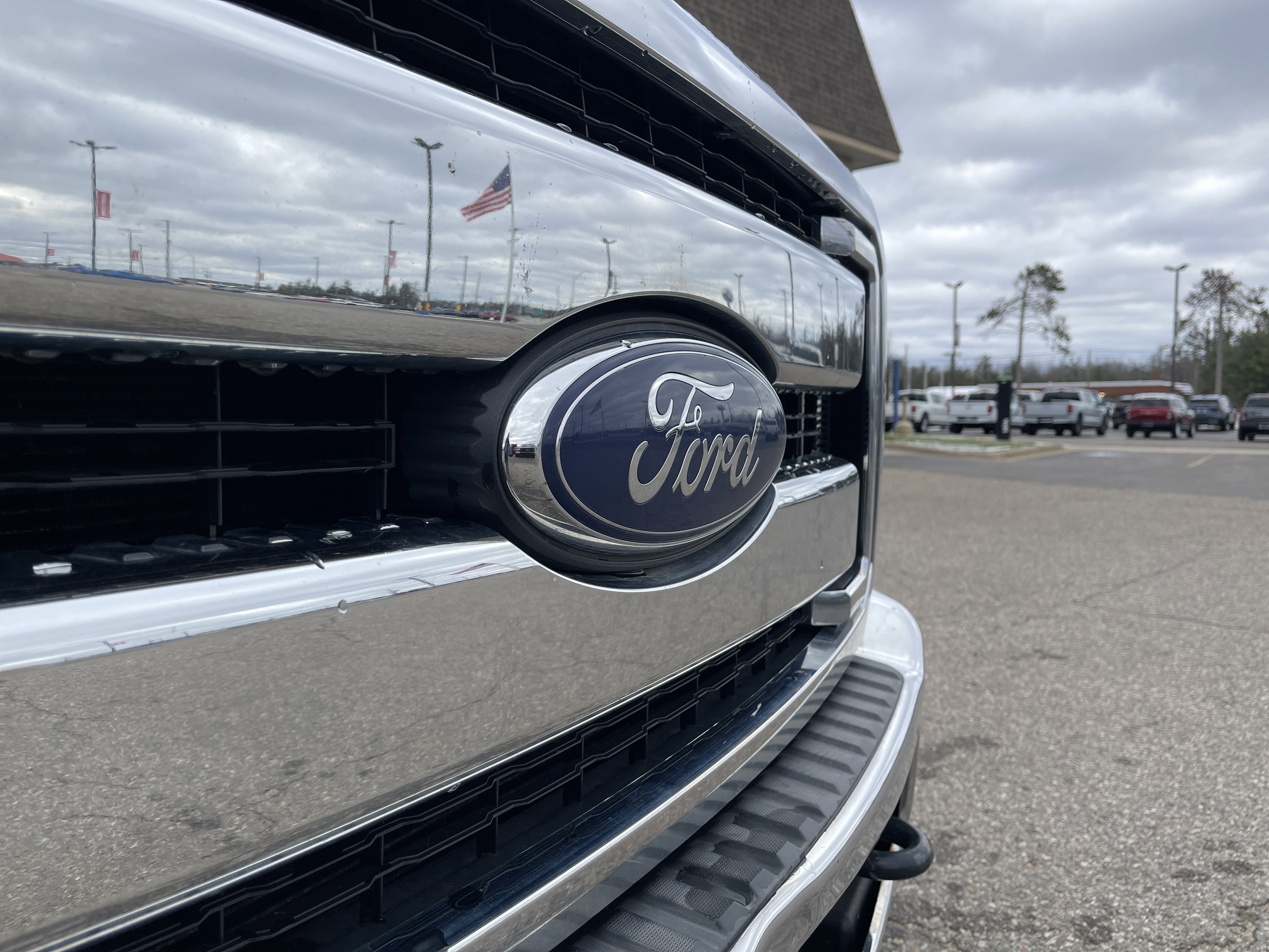 Used 2015 Ford F350 XLT image 23