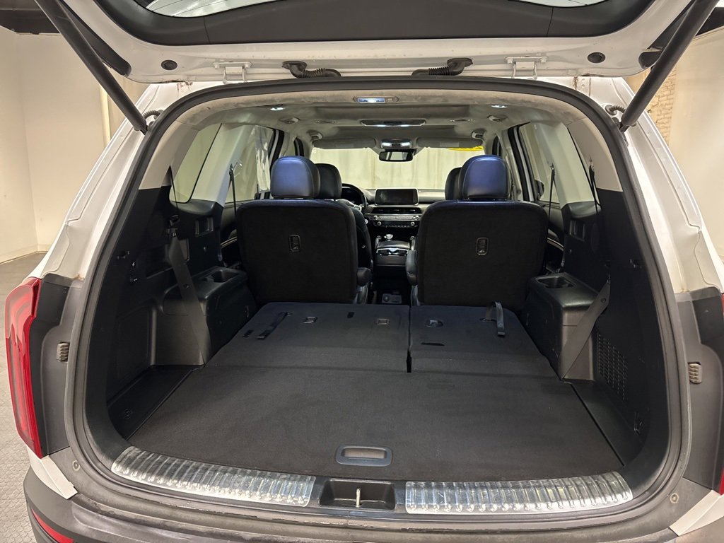 Used 2021 Kia Telluride SX w/ SX Prestige Package image 13