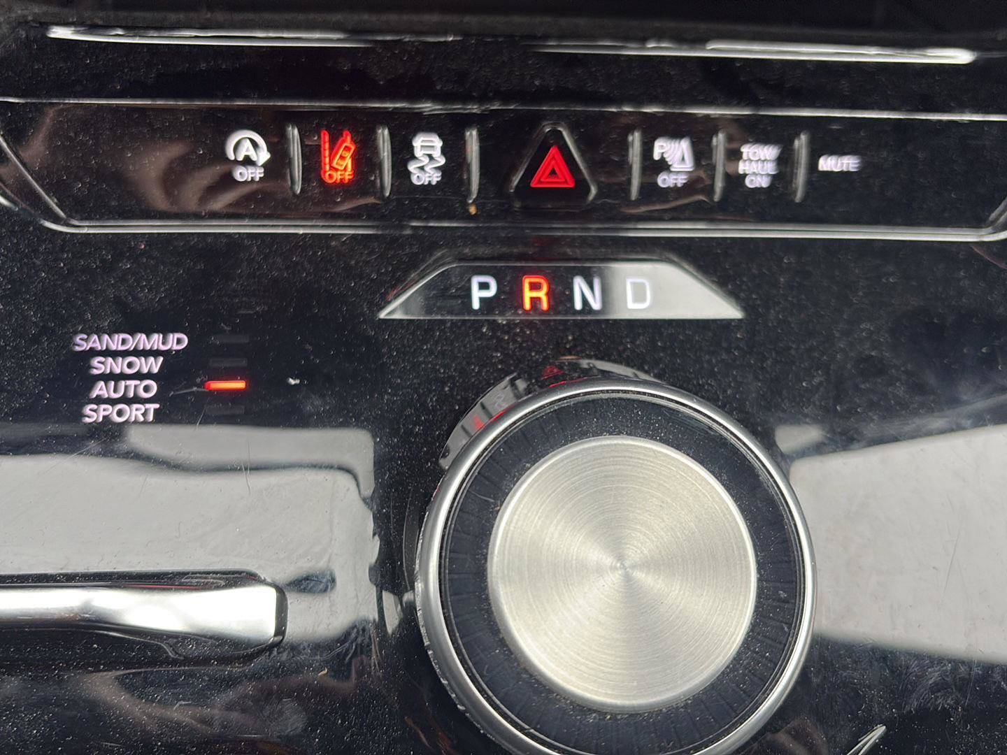 Used 2024 Jeep Wagoneer Series II image 21