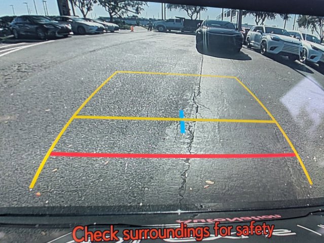 Used 2025 Lexus NX 250 FWD w/ Towing Package (2000 Lbs) image 13