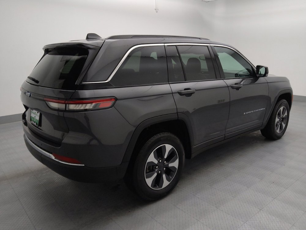 Used 2024 Jeep Grand Cherokee Limited 4xe image 10