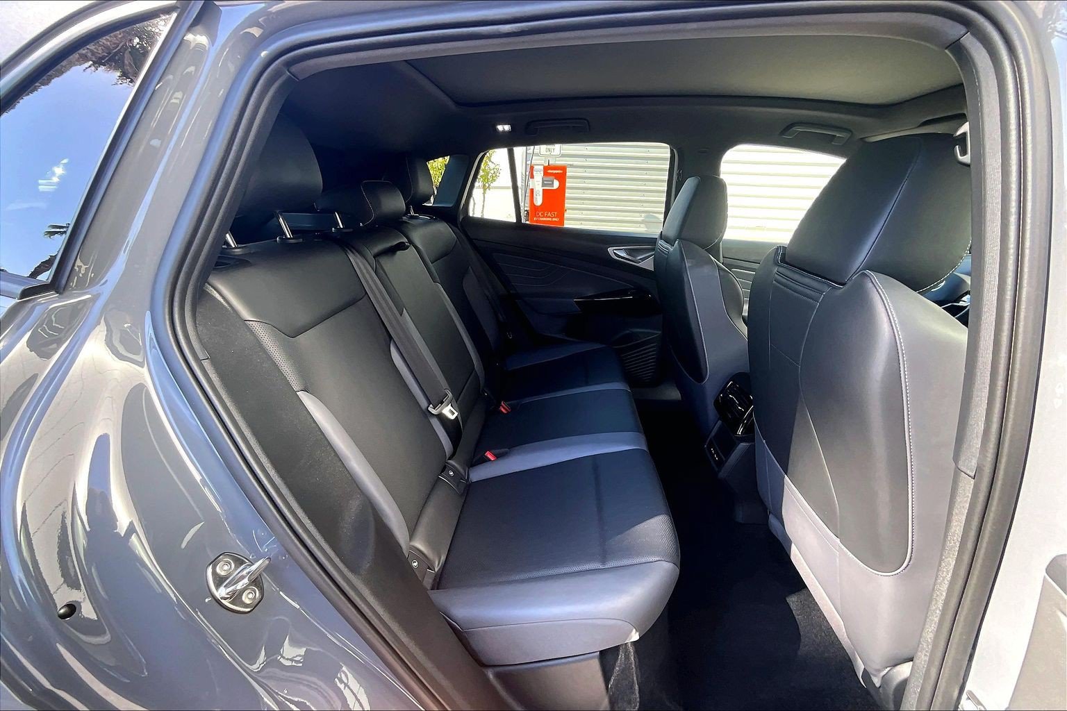 Used 2025 Volkswagen ID.4 S Limited RWD image 27