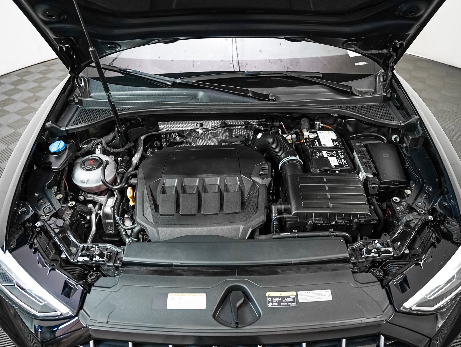 Used 2024 Audi Q3 2.0T Premium image 4