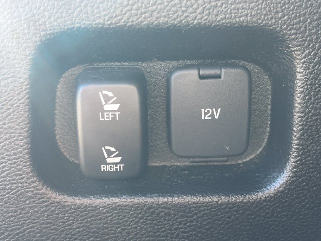 Used 2022 Ford Edge SEL w/ Convenience Package AWD/4WD image 9