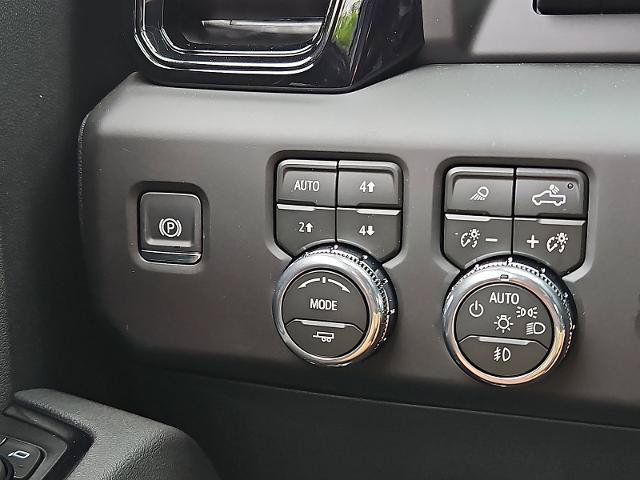 New 2026 GMC Sierra 1500 AT4 w/ AT4 Premium Package AWD/4WD image 19