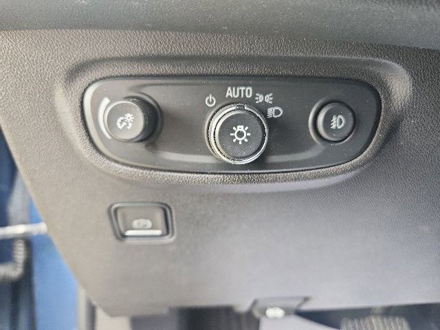 Used 2024 GMC Terrain SLT AWD/4WD image 27