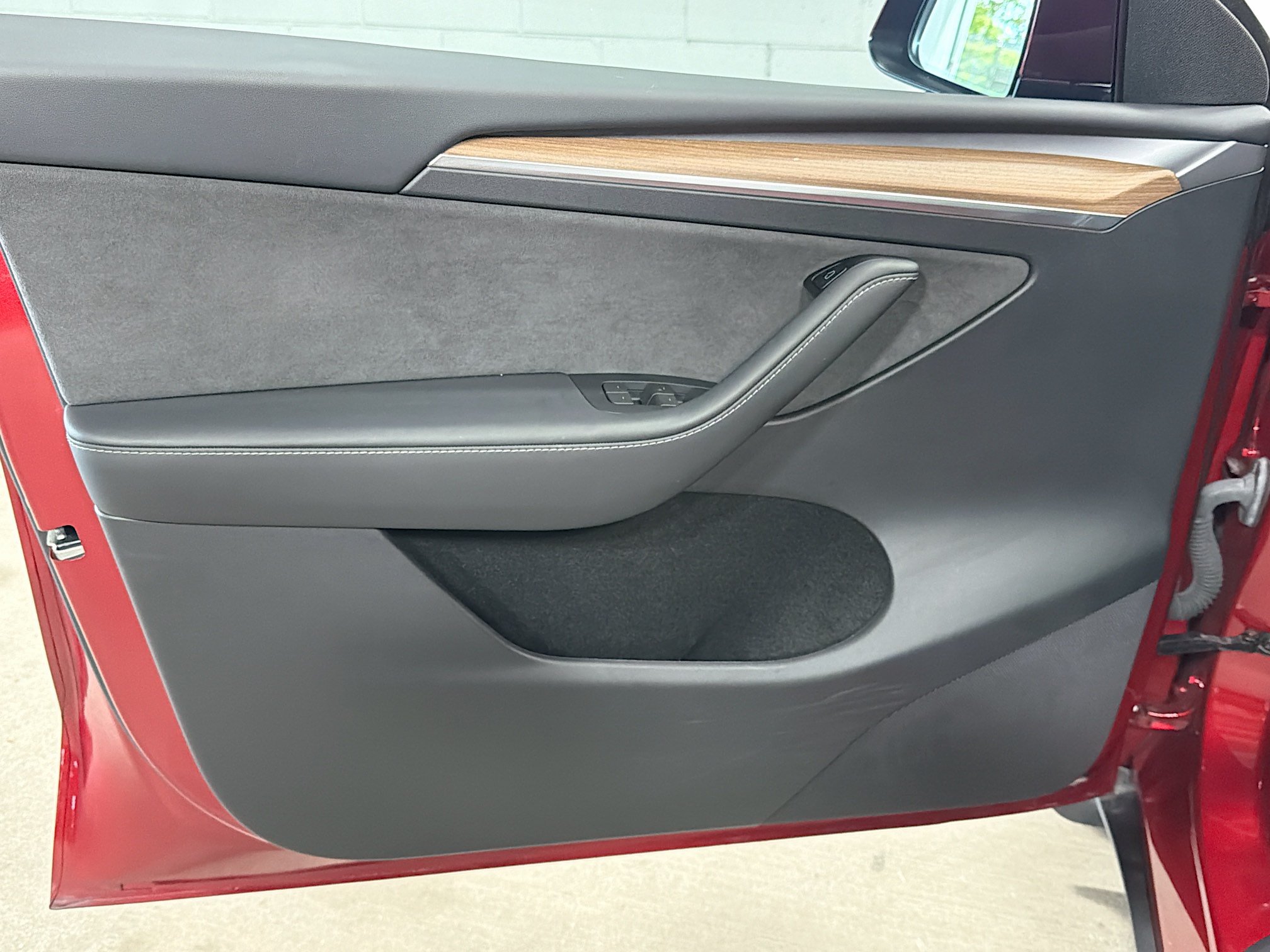 Used 2024 Tesla Model Y Performance AWD/4WD image 22