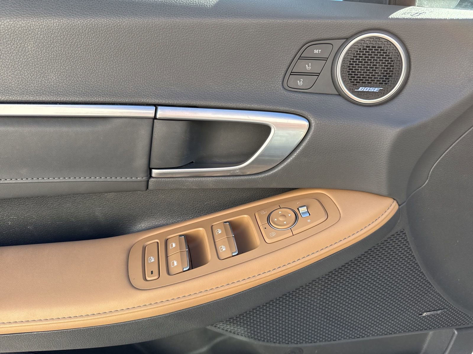 Used 2021 Hyundai Sonata Limited w/ Cargo Package image 17