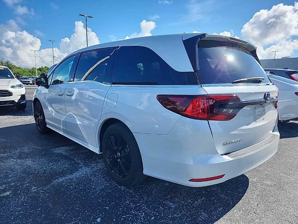 Used 2024 Honda Odyssey Sport image 6
