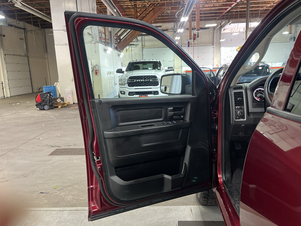 Used 2019 RAM 1500 Tradesman w/ Tradesman SXT Package AWD/4WD image 20