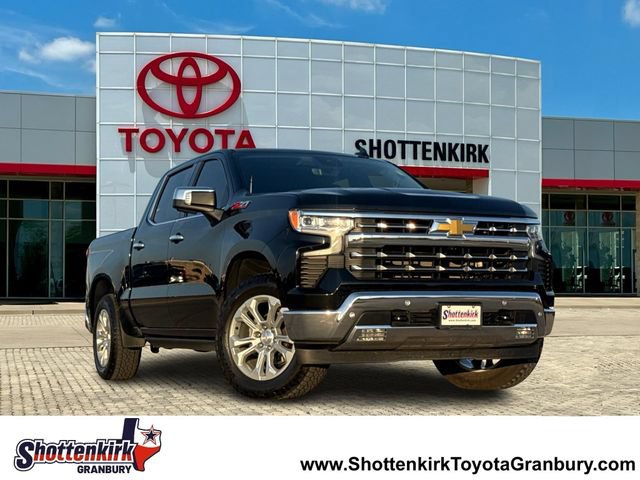 Used 2025 Chevrolet Silverado 1500 LTZ w/ Technology Package AWD/4WD image 1