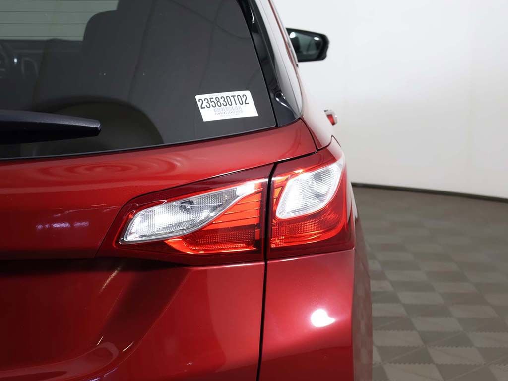Used 2019 Chevrolet Equinox LT image 17