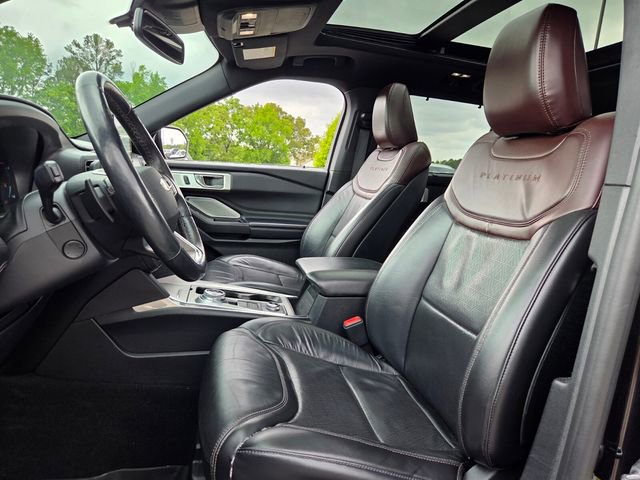 Used 2020 Ford Explorer Platinum w/ Premium Technology Package AWD/4WD image 9