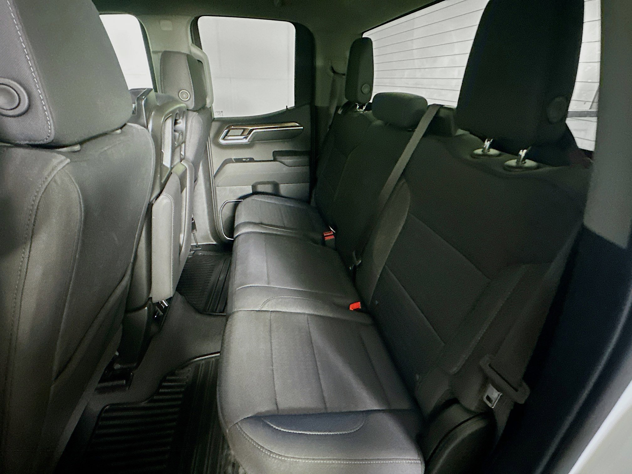 Used 2023 Chevrolet Silverado 1500 LT image 27