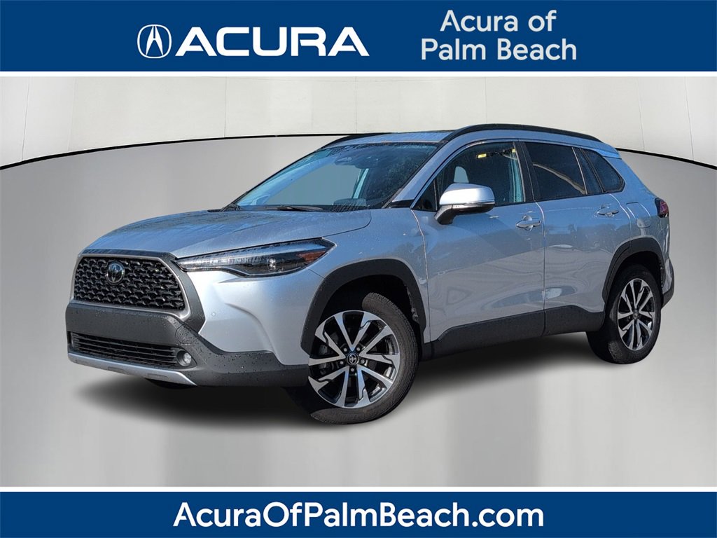 Used 2023 Toyota Corolla Cross XLE w/ Convenience Package