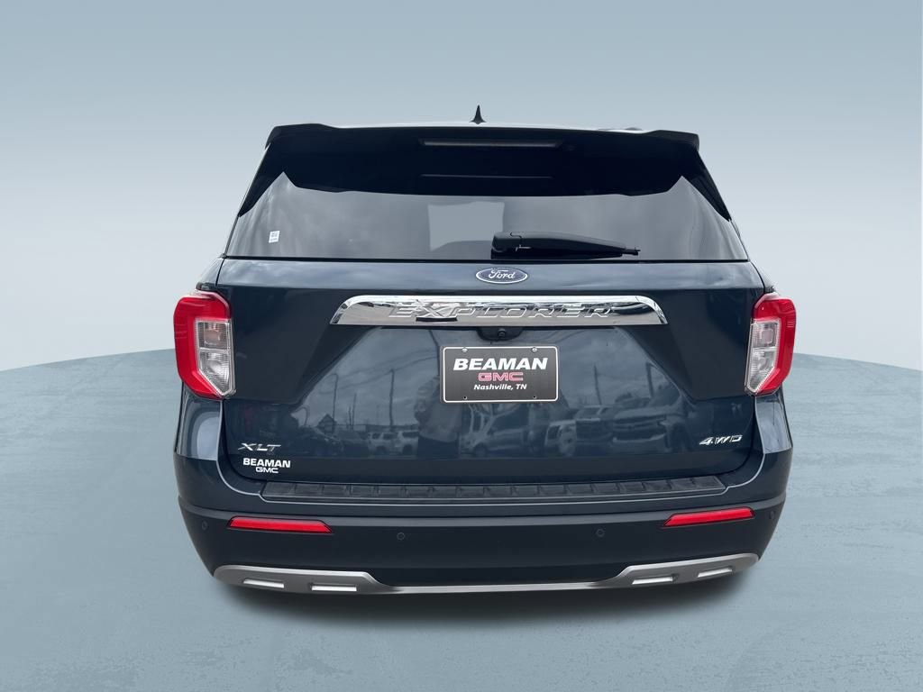 Used 2022 Ford Explorer XLT w/ Equipment Group 202A image 7