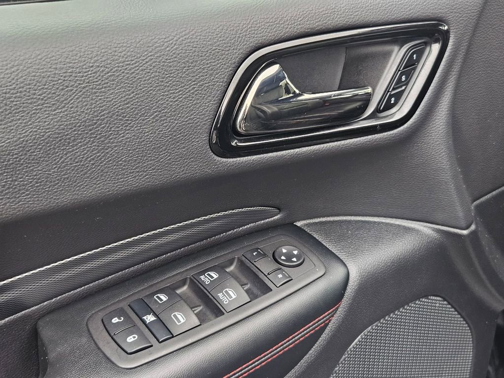 Certified 2025 Dodge Durango GT image 11