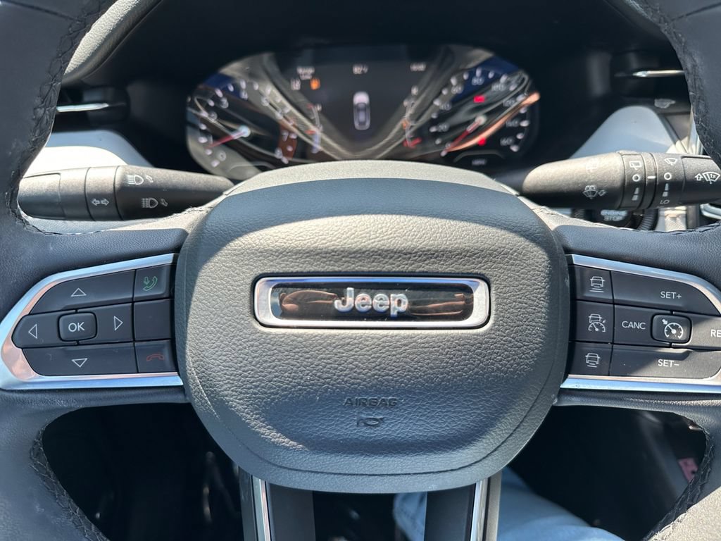 Used 2024 Jeep Compass Limited w/ Sun and Sound Group AWD/4WD image 20