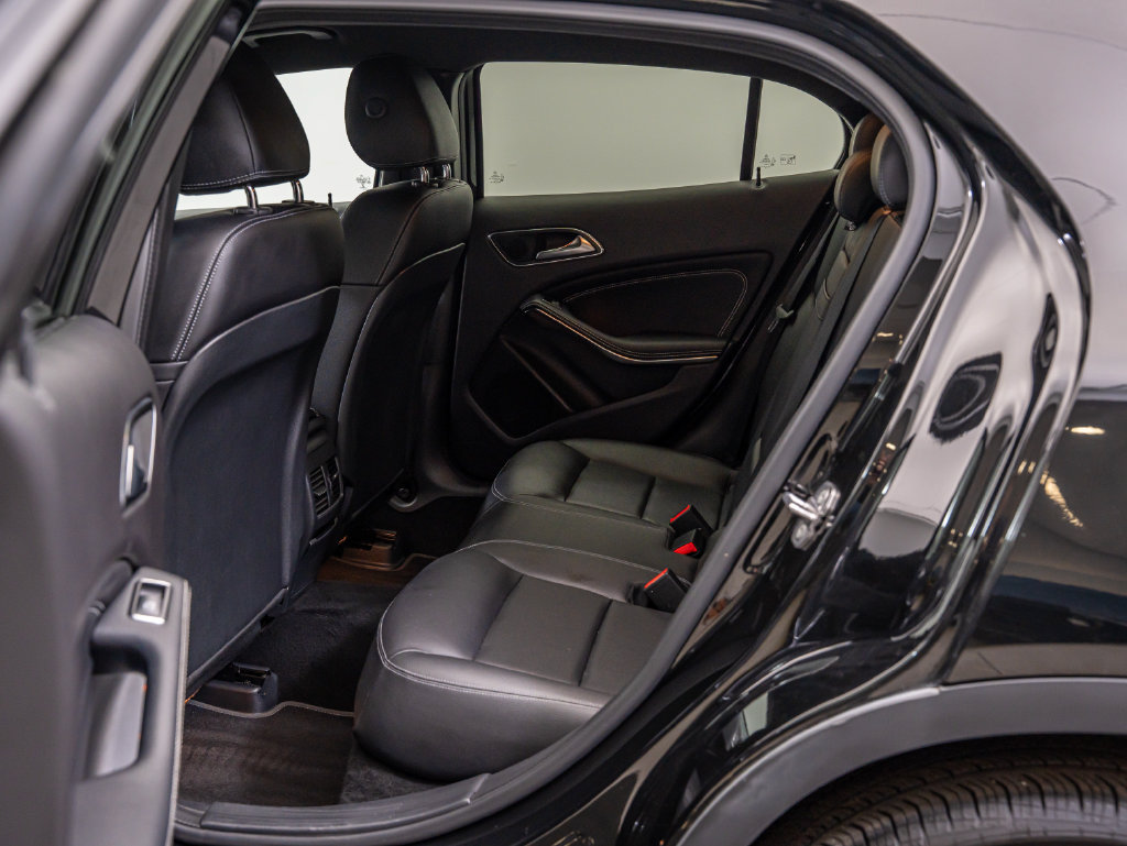 Used 2019 Mercedes-Benz GLA 250 4MATIC image 39