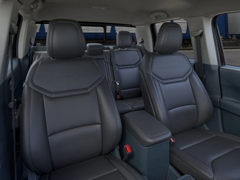 New 2026 Ford Maverick Lariat w/ Black Appearance Package image 10