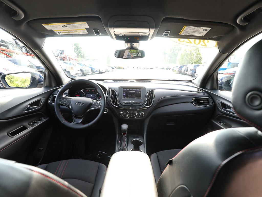 Used 2023 Chevrolet Equinox RS w/ LPO, Floor Liner Package FWD image 24