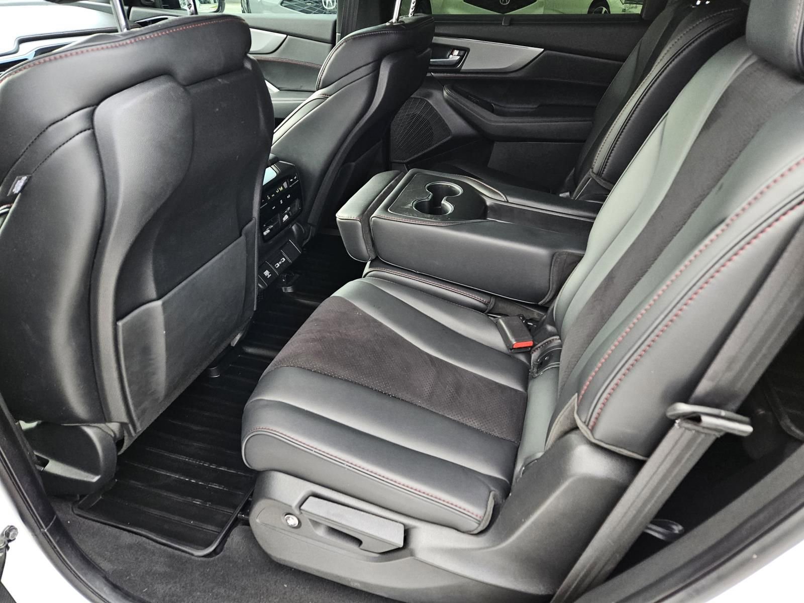 Used 2024 Acura MDX A-Spec image 14